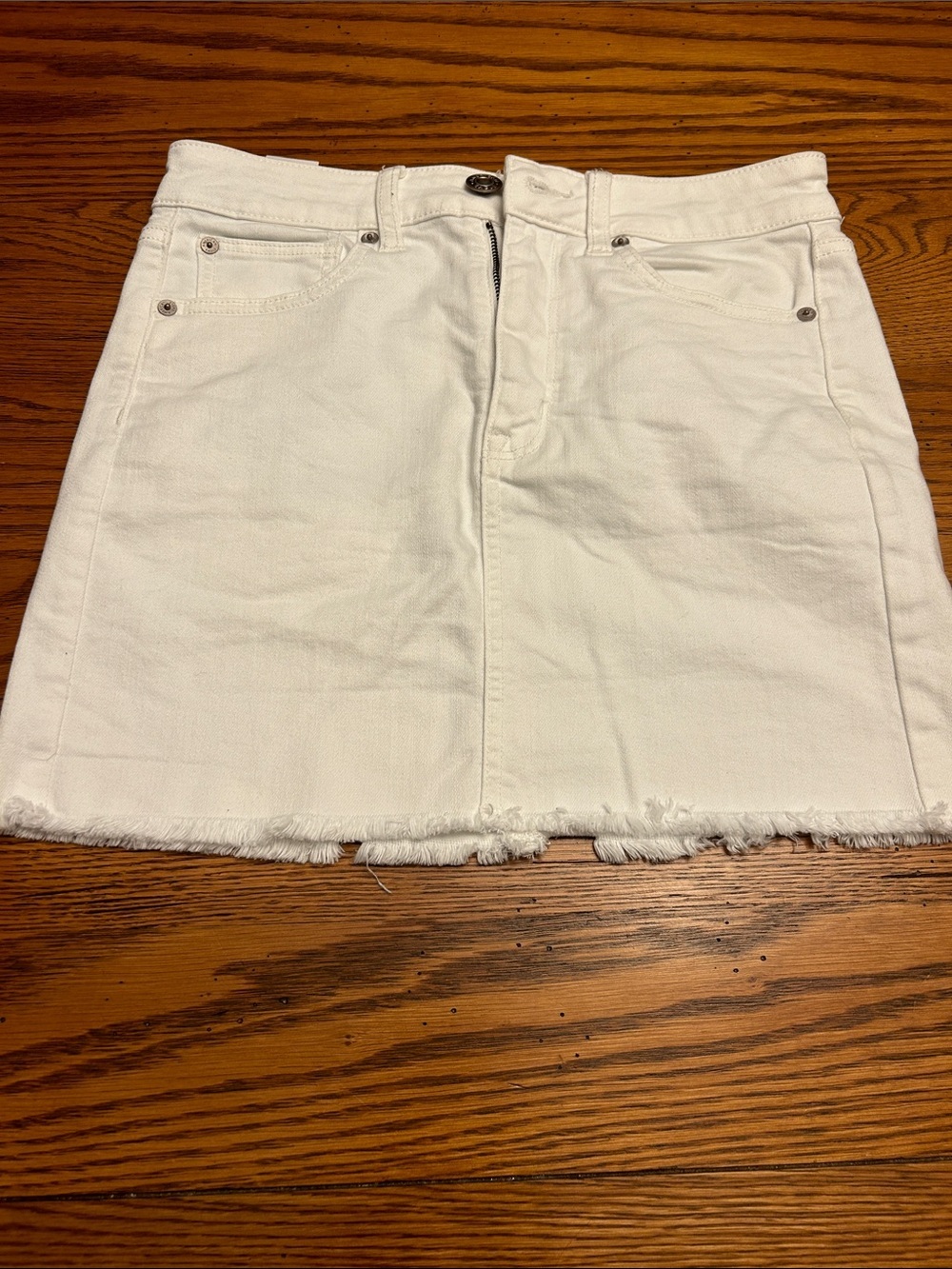 American Eagle Outfitters White Denim Mini Skirt with Frayed Hem/9